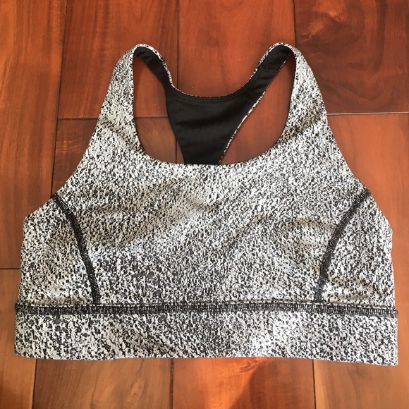Circuit breaker Lululemon bra size 8