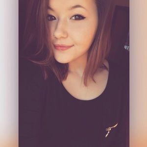 Meet your Posher, Jasmine