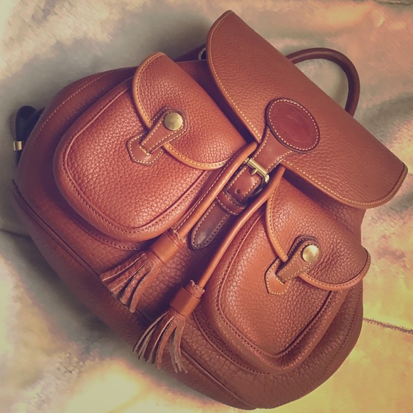 Vintage Authentic Dooney & Bourke purse bag.