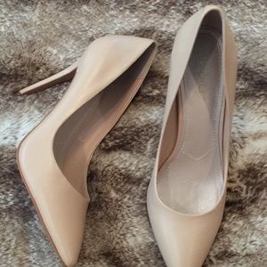 Nude heals by Charles David