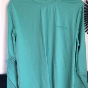 vineyard vines, turquoise, athletic long sleeve.