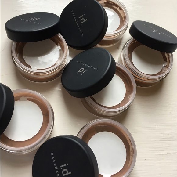 💜bareMinerals Foundation 💜 - Picture 4 of 4