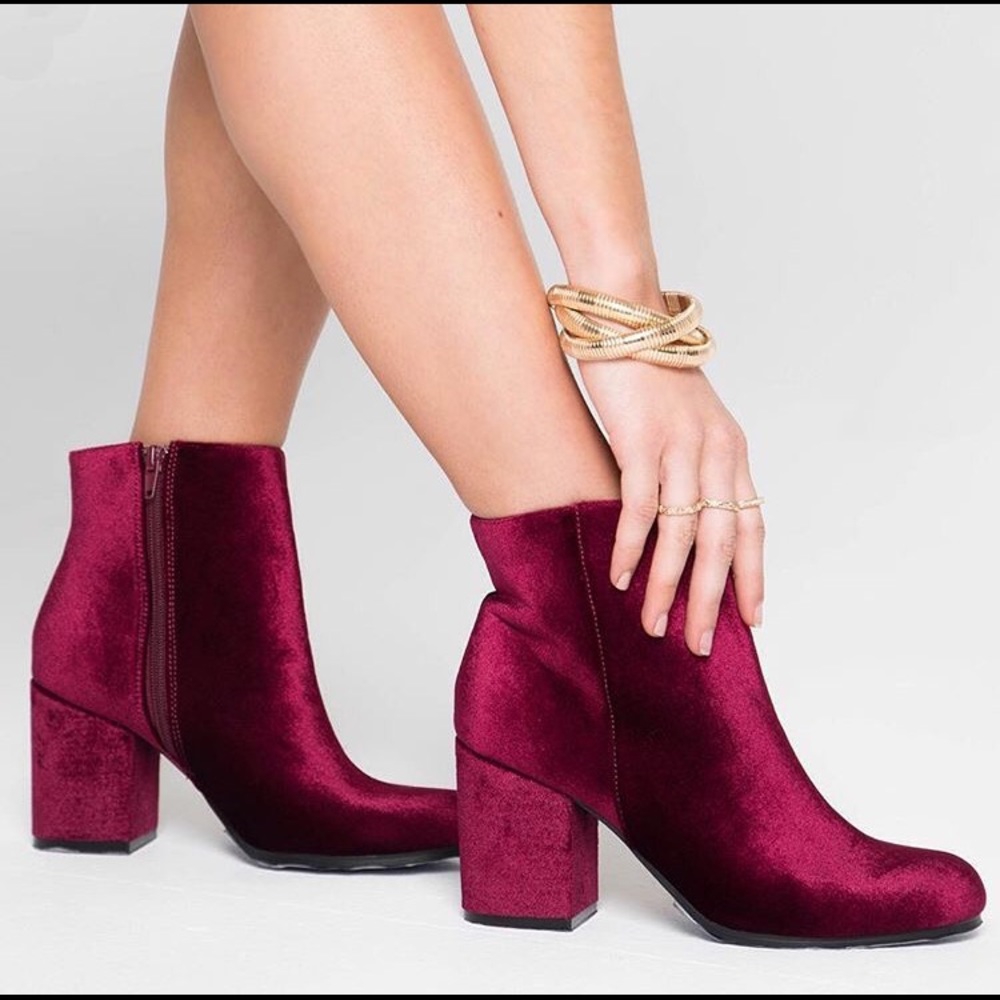 ✨LAST ONE- SALE✨Stella Velvet Bootie - Picture 8 of 8