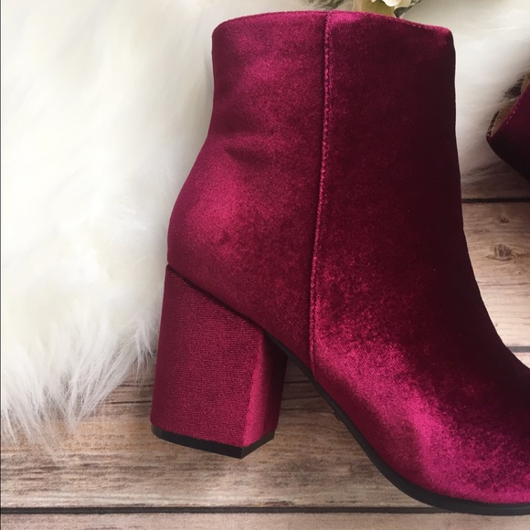 ✨LAST ONE- SALE✨Stella Velvet Bootie - Picture 7 of 8