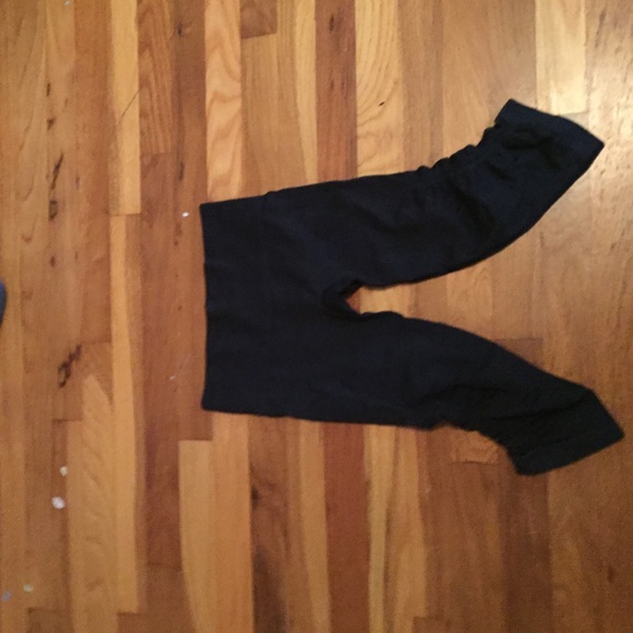 Lululemon yoga crops