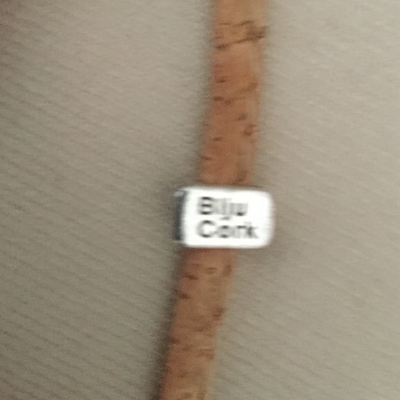 Portuguese Natural Cork Necklace w/Heart Pendant - Picture 4 of 4