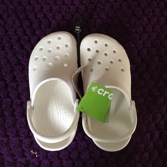 White Crocs (Men's-4, Women's-6)