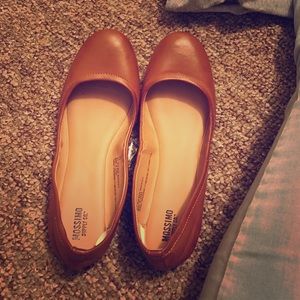 Brown Mossimo Supply flats.