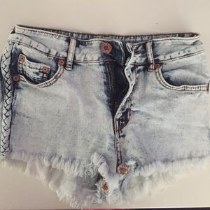 Kendall and Kylie high rise shorts