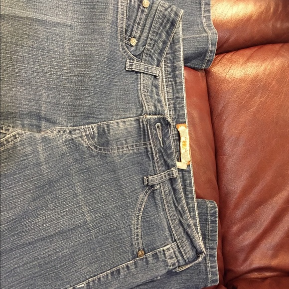 Jeans - Picture 2 of 3
