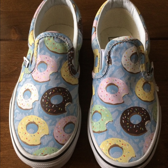 New Little girls Vans size 13. No box. Never worn