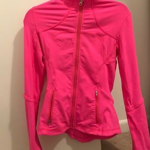 A lulu lemon athletic jacket