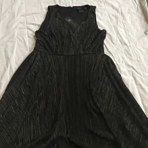 Kardashian kollection party dress..Black & gold