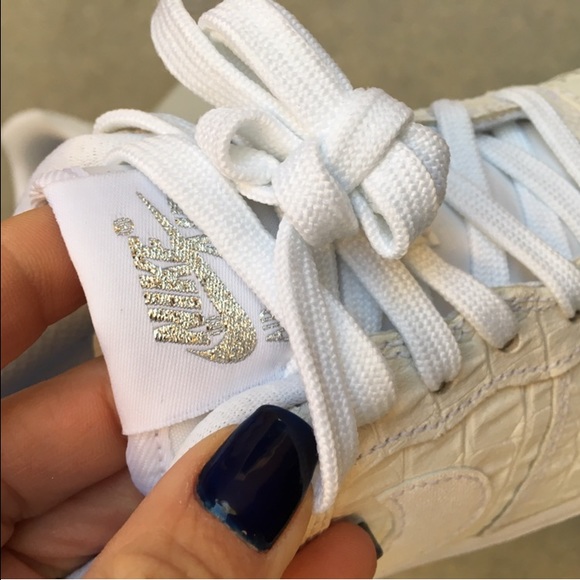 SALE‼️NWB LAST PAIR AIR FORCE ONE PREMIUM UNISEX - Picture 2 of 4