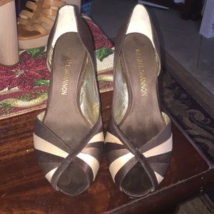 Small heels , Brand: Michael Shannon