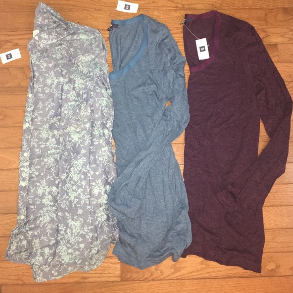 NEW 3 GAP TOPs T-Shirt M Layers