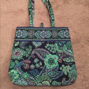 🌟BOGO 50% OFF! 🌟Vera Bradley Tote (retired)