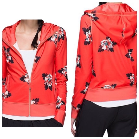 ⬇️PRICE DROP12/6 HP lululemon Atomic Flower Hoodie