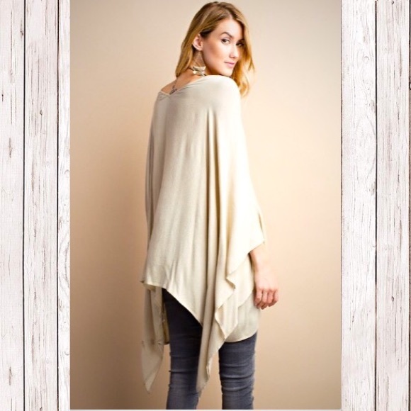 Oversized Lt Sage Poncho Tunic w/ Crocheted Trim! - Picture 4 of 4