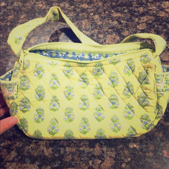 Vera Bradley Handbags - Vera Bradley small shoulder bag on great condition