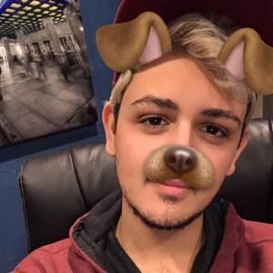 Meet your Posher, Jonathan