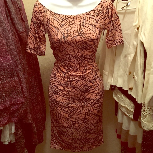 Pink&black body-con dress 🆕🆕