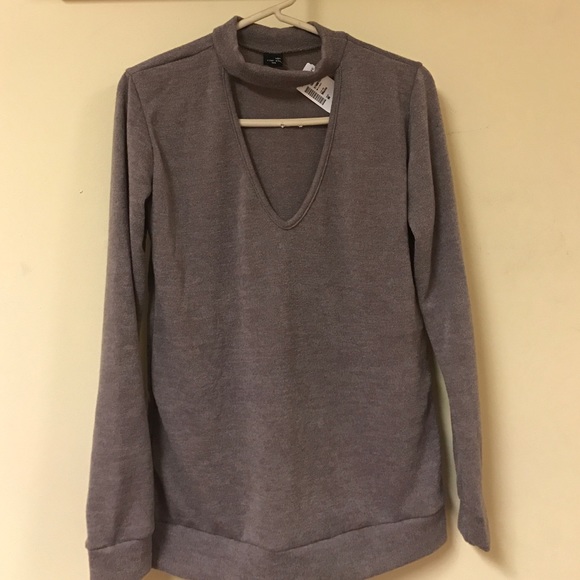 Sweater choker knit top