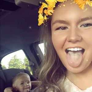 Meet your Posher, Sierra