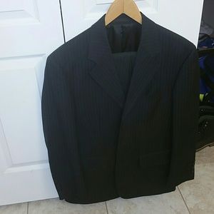 Kilburne & Finch suit