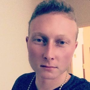 Meet your Posher, Brandon