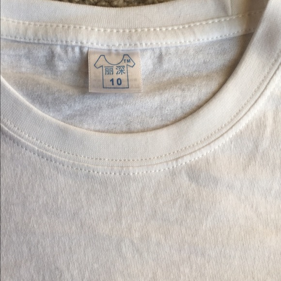 Never worn custom boy's or girl's tee - Picture 2 of 2