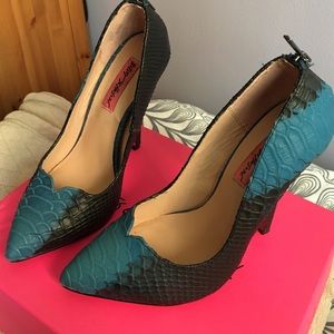 Betsy Johnson Heels