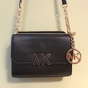 MICHAEL Micahel Kors Small Fulton Logo Flap