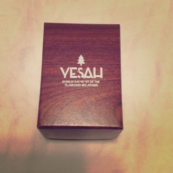 Brand new Yesah wooden watch