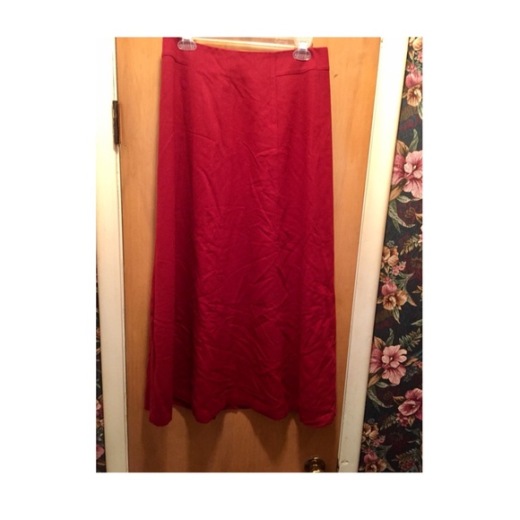 Eddie Bauer Red wool skirt