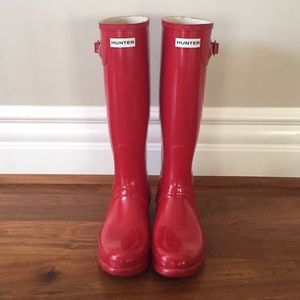 Hunter Original Gloss Rain Boot in Red 7M