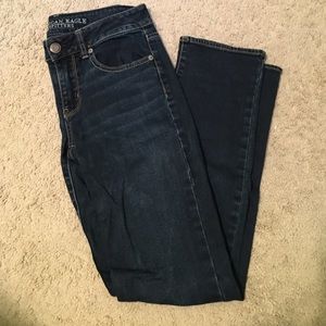 American Eagle Straight Legged Jeans!