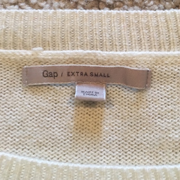GAP - Picture 2 of 2
