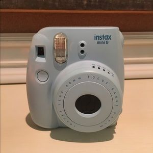 Fujifilm instax mini 8 camera