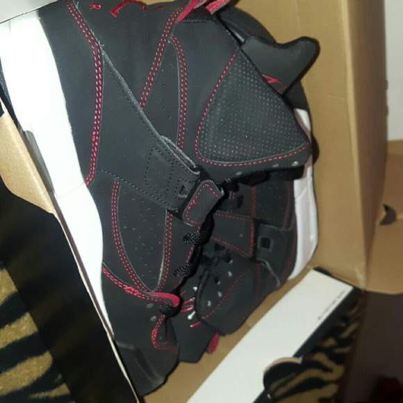 Jordan Flight 45 - Picture 1 of 3