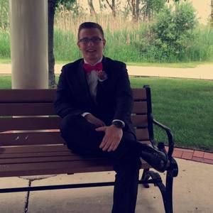 Meet your Posher, Tom