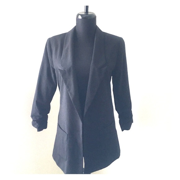 Forever21 black quarter length blazer