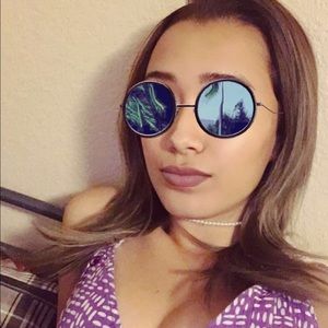 Meet your Posher, Viviana