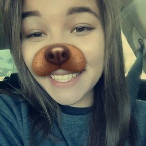 Meet your Posher, Janella