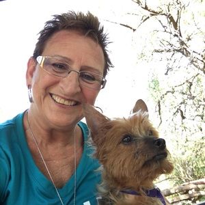 Meet your Posher, Gail