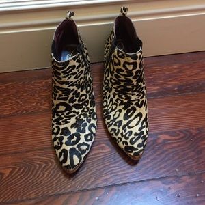 Leopard short booties