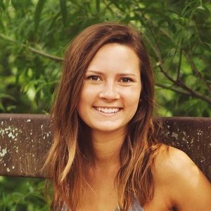 Meet your Posher, Lauren