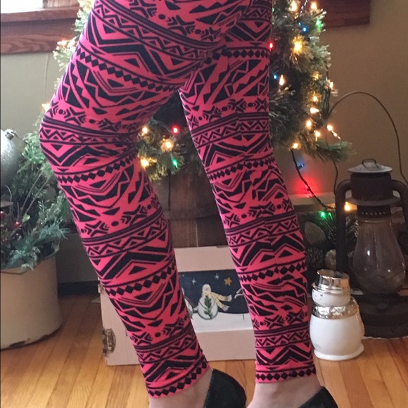 NWT Buskins Leggings! Plus Size