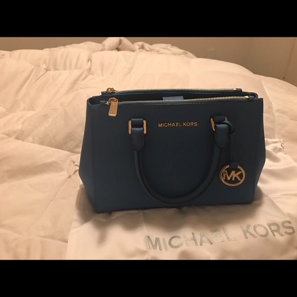 New Micheal Kors Satchel - Picture 4 of 4