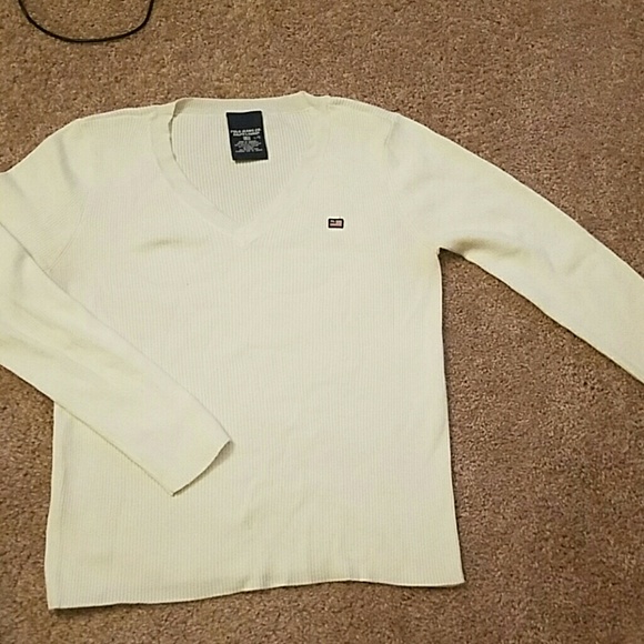 Sweater - Picture 1 of 2